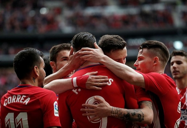 Barcelona'nın arkasında ikinci sırada bulunan Atletico Madrid, ligin bitimine beş hafta kala Şampiyonlar Ligi biletini cebine koydu.