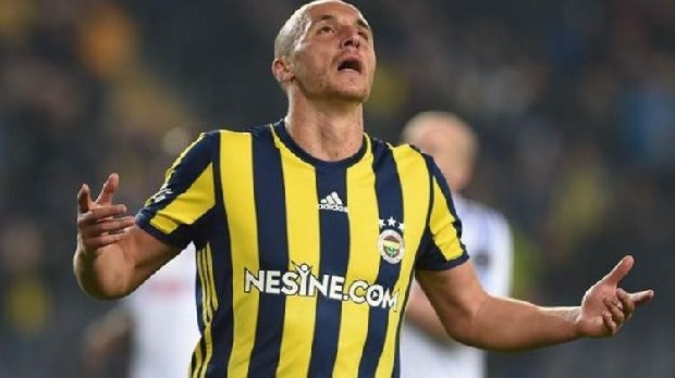 * O dönemde Bursaspor ve Kocaman’ın çalıştırdığı Konyaspor istedi. Transferi gerçekleşmedi.