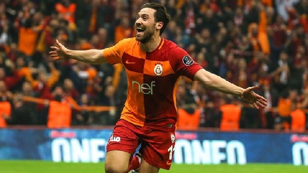 Sinan Gümüş ile Galatasaray arasında görüşmeler başlıyor... Teklif için şimdilik düşünülen rakam 1.5-2 milyon Euro arasında. Sinan da imzaya hazır olduğunu yönetime bildirdi. (Fanatik)