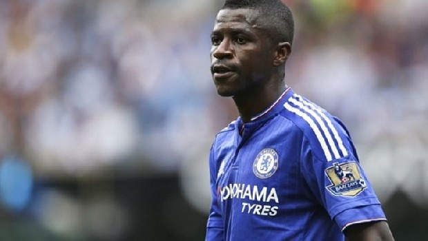 Bu iddia Portekiz basınına ait. Devler Ligi'nde rakip olan Fenerbahçe, ile Benfica, Brezilyalı orta saha Ramires’in transferi için de karşı karşıya gelmişti. Bonservisi elinde bulunan tecrübeli futbolcunun karar vermek için bu akşamki rövanşı beklediği iddia edildi. Ramires’in, Play-Off biletini elde edecek tarafın teklifini kabul edeceği öne sürüldü. (Fanatik)