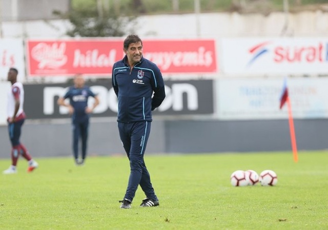 Kaptan Onur, takım arkadaşlarına 'kenetlenme' çağrısı yaparken, son haftalardaki gibi takım halinde mücadele etmeleri halinde Erzurumspor engelini de aşacaklarını belirtti.