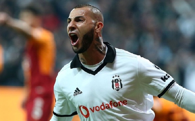 Beşiktaş'ın Portekizli yıldızı Ricardo Quaresma, Porto'nun 1 milyon Euro'luk teklifine evet dedi. (Fotospor)