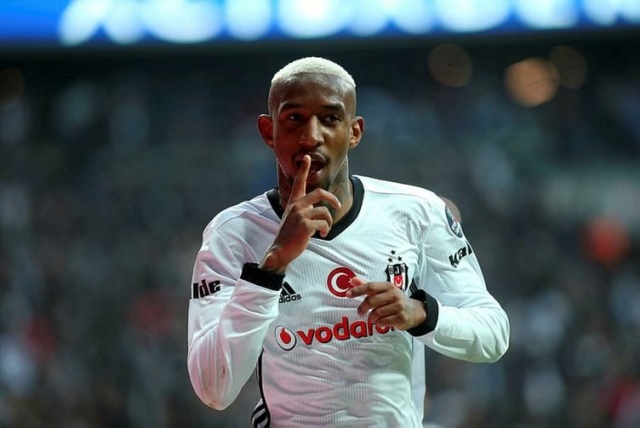 ANDERSON TALISCA
Beşiktaş'ın 21 milyon euroya bonservisini almak istediği Anderson Talisca için birçok talip devrede. Beşiktaş son aşamaya getise dahi burada son sözü Talisca söyleyecek.