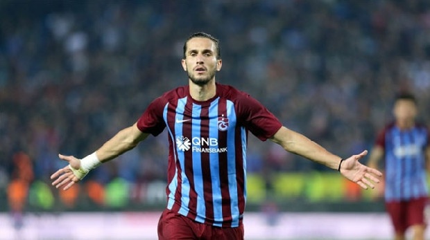 İtalya’nın köklü ekiplerinden Lazio, Yusuf Yazıcı için planlar yaparken Çizme basını, Lille’in genç futbolcuyu ellerinden kapabileceğini belirtti. (Akşam)
