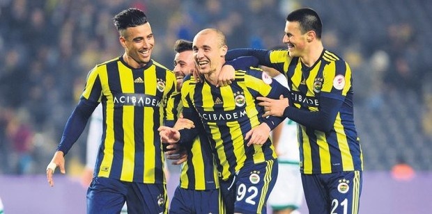 * Osmanlıspor maçından sonra formayı Valbuena’dan aldı. Alış o alış, F.Bahçe, güzel oynamasa da Aatıf’la kazanmayı öğrendi.