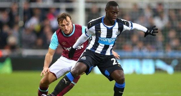 Bursaspor prensip anlaşmasına vardığı Newcastle United forması giyen Henri Saviet’i bugün Bursa’ya getiriyor. Sağlık kontrolünden sonra sözleşme imzalanacak.