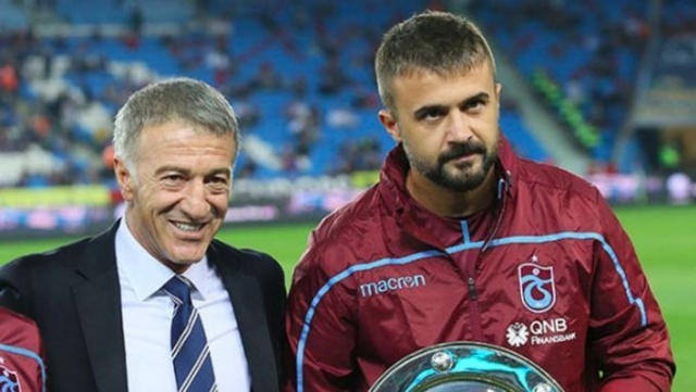 Onur bordo mavili takımda daha önce yaptığı fedakarlıklarla anılırken kadro dışı kaldıktan sonra yönetimle anlaşmaya yanaşmaması nedeniyle eleştirilerin hedefi olarak kulüpten ayrıldı.