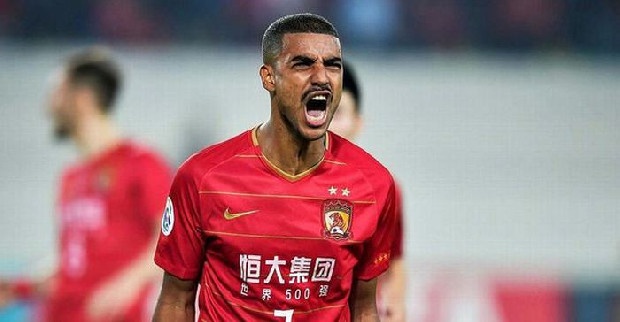 G.Saray, Alan Carvalho’yu beklerken bu oyuncunun bu yılın sonuna kadar sözleşmesi olduğu iddia edildi. Ayrıca Flamengo’nun da Carvalho’yu istediği öne sürüldü. (Takvim)