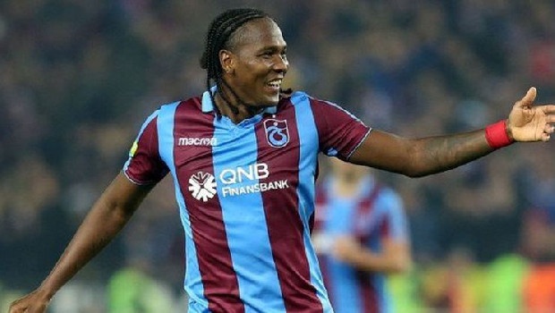 Trabzonspor yönetimi, Hugo Rodallega'ya en üst limit olan 1 milyon Euro'dan 1+1 yıllık teklif yaptı. (Fotospor)