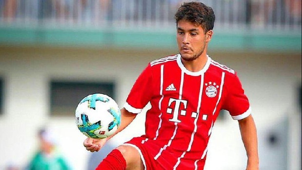 Gelecek vadeden isimleri kadrosuna katmayı hedefleyen Beşiktaş'ta Abdullah Avcı, Bayern Münih'in B takımında oynayan Resul Türkkalesi'nin kadroya katılmasını istiyor. (Fanatik)