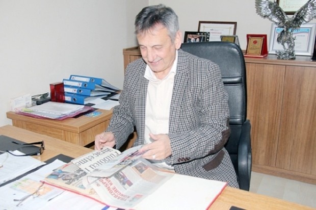 Haluk Şahin kimdir?
Trabzonlu işadamı Haluk Şahin 1956 yılında dünyaya geldi. Şahin Bir inşaat firmasının sahibidir. Şahin bir çok kez Trabzon’da vergi rekortmenleri listesinde de yer almıştır.