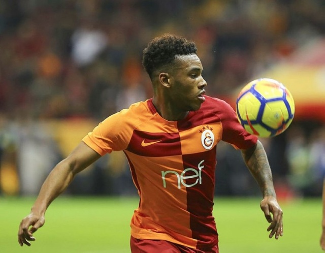 GARY RODRIGUES
Galatasaray'da Fatih Terim ile bambaşka bir kimliğe bürünen Garry Rodrigues için özellikle Ada ekiplerinin teması var. Newcastle United'ın 12 milyon euroluk resmi teklifi de masanın üzerine koyduğu iddia edilmeye başlandı.