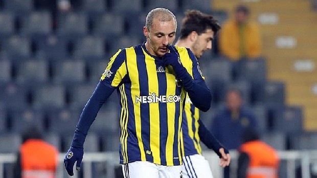 * Transfer döneminde bu kez Sivasspor, Malatyaspor ve Antalyaspor’dan resmi teklif geldi. Bu kez Aykut Kocaman sattırmadı.
