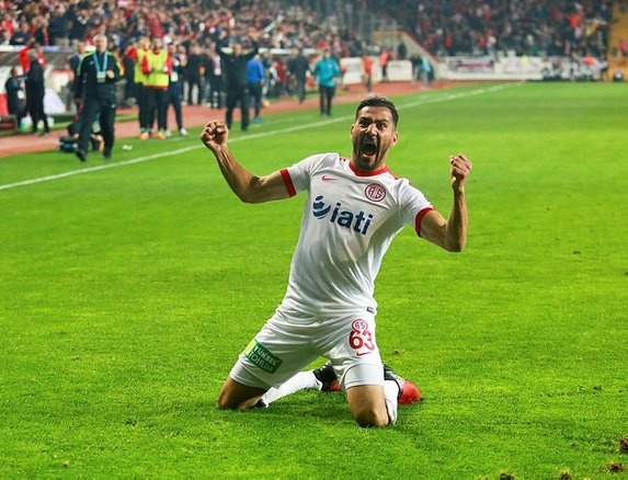 Deniz Kadah