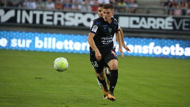 Orta saha arayışlarını sürdüren Trabzonspor’un gündemine son olarak Remi Walter girdi. (Fanatik)