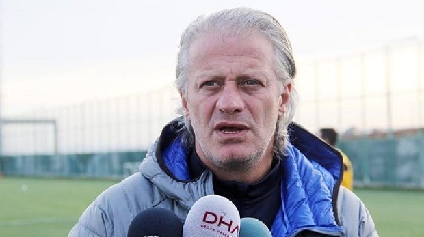 Tugay Kerimoğlu ve Okan Buruk gibi Türk futbolunun önemli isimlerinin Trabzonlu olduğu belirtildi.