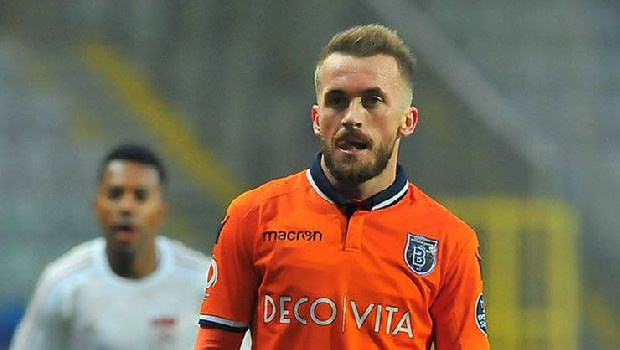 Ersun Yanal’ın ısrarlı isteği üzerine Visca için Başakşehir ile pazarlıklar oturan Fenerbahçe, kapının 15 milyon Euro’luk bonservis bedeliyle açılması nedeniyle transferi askıya aldı. (Fanatik)