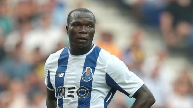 Galatasaray, Porto'da forma giyen Aboubakar ile prensip anlaşmasına vardı.. Sarı-kırmızılılar, Aboubakar'ı kiralamak için Porto ile görüşmelerini sürdürüyor.. (TRT Spor)