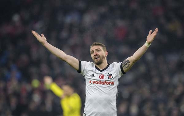 5- Caner Erkin - Beşiktaş - Güncel Piyasa Değeri: 2,20 milyon Euro - Düşüş: 6,80 milyon Euro