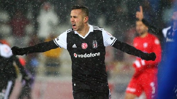 Kerim Frei: Fulham'dan transfer edilen Kerim Frei, beklentileri tam olrak karşılayamadı ve 2.25 milyon Euro'ya Birmingham City'ye transfer oldu.