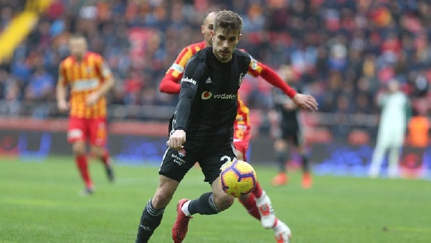 Beşiktaş, Dorukhan Toköz için bonuslarla beraber 8 milyon Euro'luk teklif yapan Lazio'dan 12 milyon Euro istedi. (Fotospor)