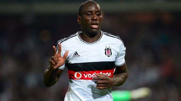 Demba Ba: 2014 yılında Chelsea'den 6 milyon Euro'ya takıma katılan Demba Ba, 1 sene sonra Çin'in Shanghai Shenhua takımına 13 milyon Euro'ya satıldı.