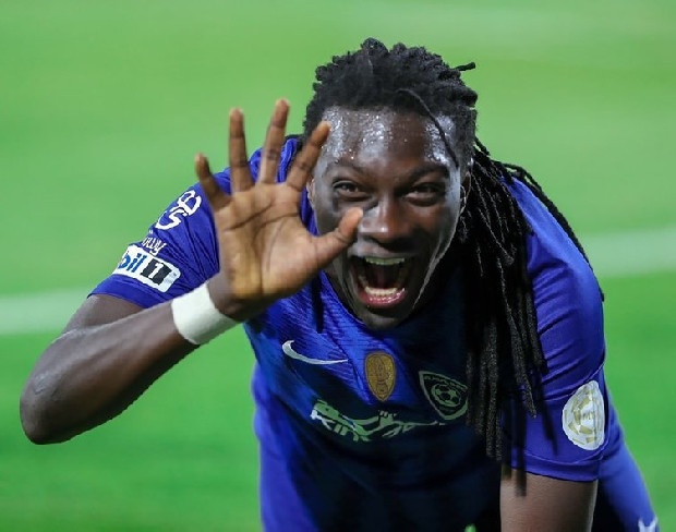 Suudi Arabistan futbolunda yaşanan kriz nedeniyle Bafetimbi Gomis'in Galatasaray'a dönmek istediği öğrenildi. (Fotospor)