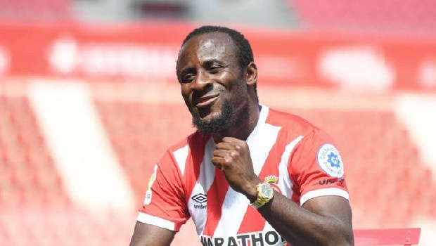 Abel Hernandez için girişimlerini sürdüren Trabzonspor'a menajerler aracılığıyla Seydou Doumbia önerildi. Bordo mavili yönetim, bonservisini alıp gelmesi durumunda Seydou Doumbia ismine yeşil ışık yaktı. (Fotospor)