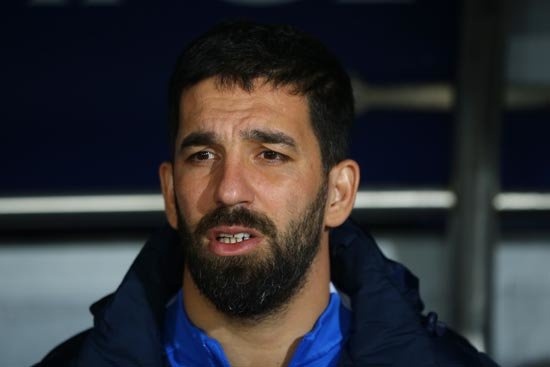 Milli futbolcu Arda Turan, ara transfer döneminde Barcelona'dan Medipol Başakşehir'e 2.5 yıllık kiralık olarak transfer olmuştu.  Arda'nın geleceğiyle ilgili İspanya'da önemli bir iddia ortaya atıldı.