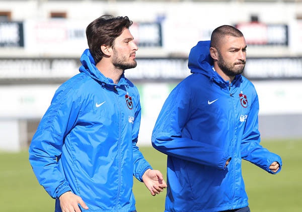 Trabzonspor forması ile gösterdiği iyi performansla dikkat çeken Okay Yokuşlu için harekete geçildiği ortaya çıktı.