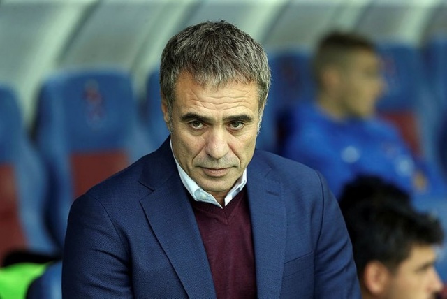 Matus Bero'nun kulübü Trencine 220 bin Euro'luk son taksidi ödeyen Trabzonspor'a, FIFA tarafından bir dönem transfer yasağı getirilmişti.