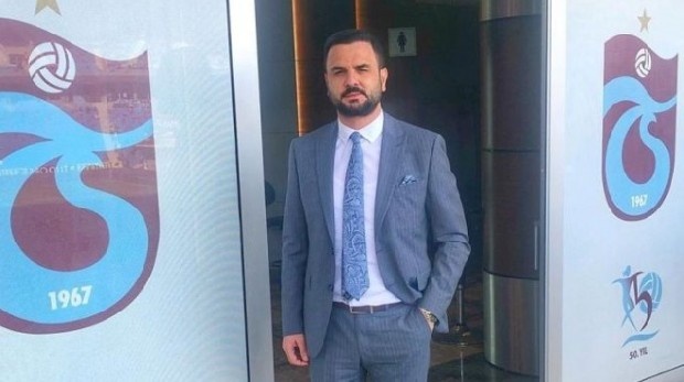 Dursun Ali Sakarya kimdir?
Bir matbaa şirketinin sahibi olan Dursun Ali Sakarya 1987 Trabzon doğumludur.