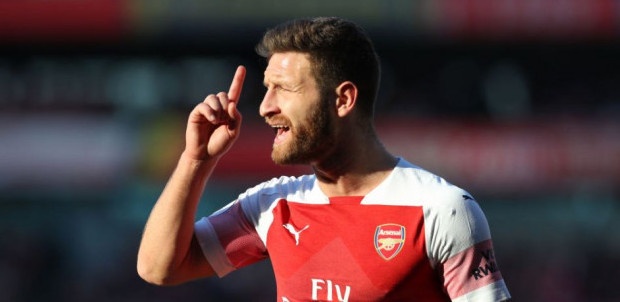 Bir süredir adı Galatasaray’la anılan Arsenal’ın stoperi Shkodran Mustafi'nin babası ve menajeri Kujtim Mustafi’den açıklama geldi. Mustafi’nin Galatasaray’a transfer olacağı iddiası için, “tamamen söylenti” cevabını verdi. (Fotospor)