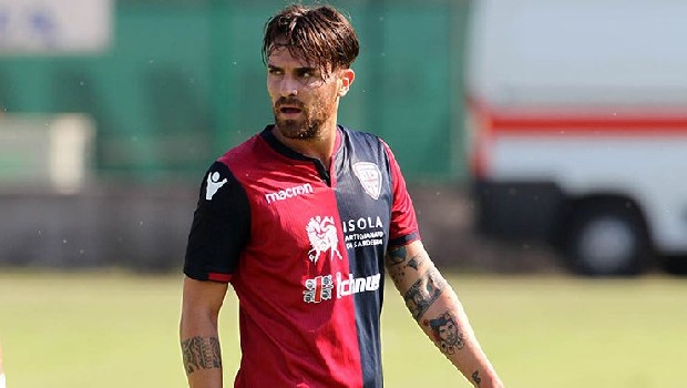 Fenerbahçe, İtalya Serie A Ligi ekiplerinden Cagliari forması giyen orta saha oyuncusu Luca Cigarini ile ilgileniyor.