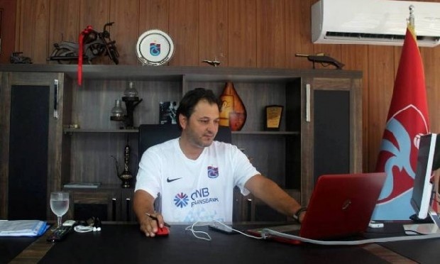 Lokman Sadıklar kimdir?
Trabzon’da 1977 yılında dünyaya gelen Lokman Sadıklar bir otomotik kapı şirketinin sahibi. Sadıklar eğitimini KTÜ Makine Mühendisliği bölümünde tamamlamıştır.