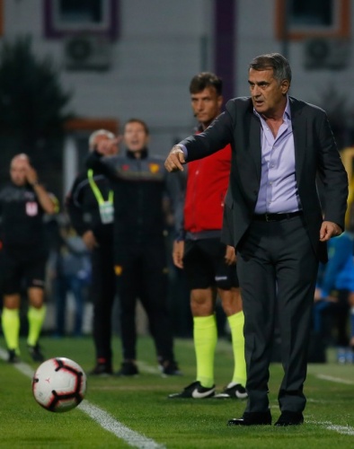 -Şenol Güneş'in kafası ya milli takımda ya Trabzon'da?