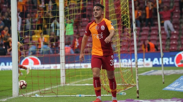 İtalya'ya Türk akını var. Galatasaray'la sözleşmesi biten Sinan Gümüş, Genoa ile anlaştı. Roma ve Lazio ise Yunus Akgün'ün peşinde. (Sabah)