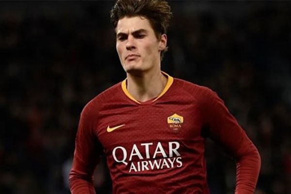 Fırtına, Sturridge’ten olumlu yanıt alamayınca yeniden Patrick Schick’e kanca attı. 23 yaşındaki oyuncu öncelikle Roma’da kalmak istediğini, bu arzusu gerçekleşmezse de temasta olduğu Dortmund’a gideceğini bildirdi. (Fotomaç)