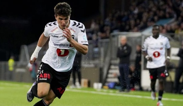Norveçli oyuncu ile vatandaş olan ve Odds BKK formasını giyen Filip Moller Delaveris için bir süredir araştırma yapan scout ekibinin olumlu rapor vermesi sonrası çalışmalara hız verildi.