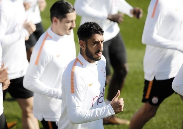 Terim döneminde fazla forma şansı bulamayan Tolga Ciğerci dün idmana çıkmadı.