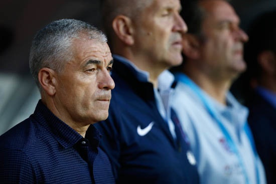 Ersun Yanal'ın ayrılmasından sonra takımın başına geçen Rıza Çalımbay'ın sezon sonunda sözleşme uzatmayacağını açıklamasının ardından Bordo-Mavililer'de yeni teknik direktör arayışlarının başladığı ortaya çıktı.