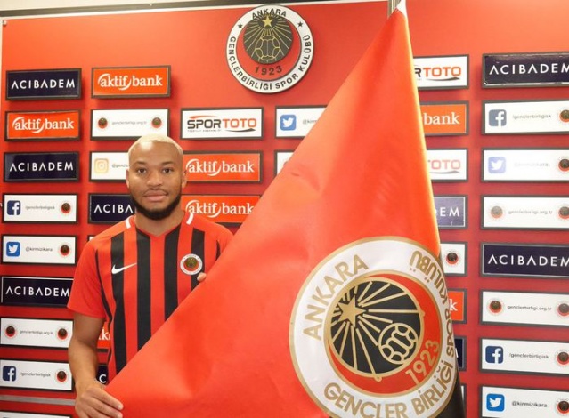Pıerre-Yves Polamat - Saint-Etienne => Gençlerbirliği