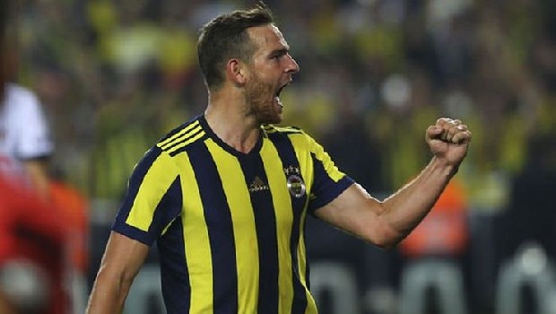 Teknik direktör Şenol Güneş'in 'golcü transferi' ısrarı üzerine harekete geçme kararı alan Beşiktaş Başkanı Fikret Orman, geçen sezon F.Bahçe'de kiralık oynayan Vincent Janssen'i hedefine koydu. Sarı-Lacivertliler'in de yine peşinde olduğu Hollandalı yıldızı kiralamak isteyen Orman, Tottenham yetkilileri ile görüşmek üzere Ada'ya çıkarma yapacak. (Habertürk)