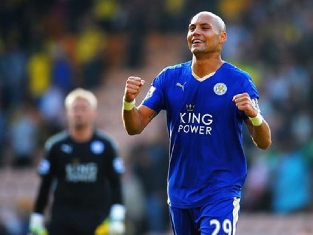 Savunmaya takviye yapacak olan sarı-lacivertliler, rotayı yine İngiltere’ye çevirdi. Premier Lig’den Ayew ve Slimani’yi kiralayan Kanarya, bu kez de Leicester’ın Tunuslu stoper Yohan Benalouane'ye göz dikti. (Fotomaç)