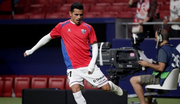 Spor Toto Süper Lig ekiplerinden Göztepe, Huesca'dan milli futbolcu Serdar Gürler'i 1,5 yıllığına kiraladı. (Tümspor)