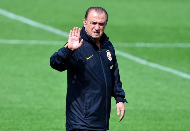 Teknik Direktör Fatih Terim'in olumlu raporu doğrultusunda, İtalyan ekibi ile 2.5 milyon Euro'luk bir bedel üzerinde taraflar el sıkıştı.