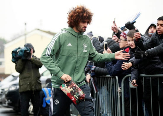Haberde Manchester United'ı kafasından silen aynı zamanda Galatasaray ve Beşiktaş'ın da transfer gündeminde bulunan Fellaini'nin bu teklife sıcak baktığı belirtildi.

(Futbol Arena)