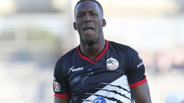 Lyon forması giyen Rafael'den henüz olumlu geri dönüş alamayan siyah-beyazlılar, bir dönem Bursaspor'da forma giyen Perulu sağ bek Luis Advincula'yı listesine aldı. (Ajansspor)