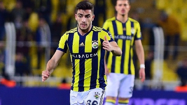 Fenerbahçe'nin 19 yaşındaki oyuncusu Oğuz Kağan Güçtekin, Premier Lig ekibi Fulham'ın radarına girdi. (Ajansspor)