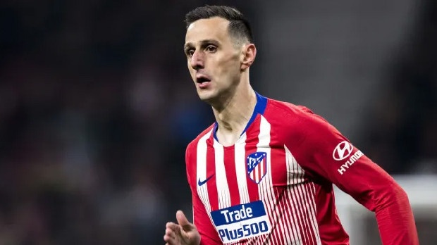 Ersun Yanal’ın forvette ki ilk tercihlerinden biri Aleksandar Mitrovic'e Fulham, 20 milyon Euro bonservis talip edince Fenerbahçe rotayı Atletico Madrid’in golcüsü Nikola Kalinic'e çevirdi. (Fanatik)